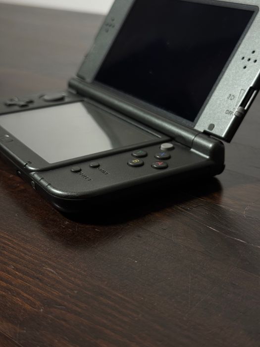 New Nintendo 3DS XL Czarna – Oryginalna | W pełni sprawna