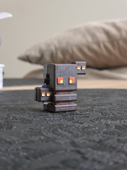 Figurka Magma Cube Minecraft Kinder Joy