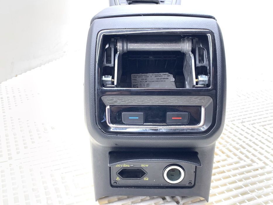 TUNEL ŚRODKOWY VW PASSAT B8 Kombi 3G1863241C KONSOLA