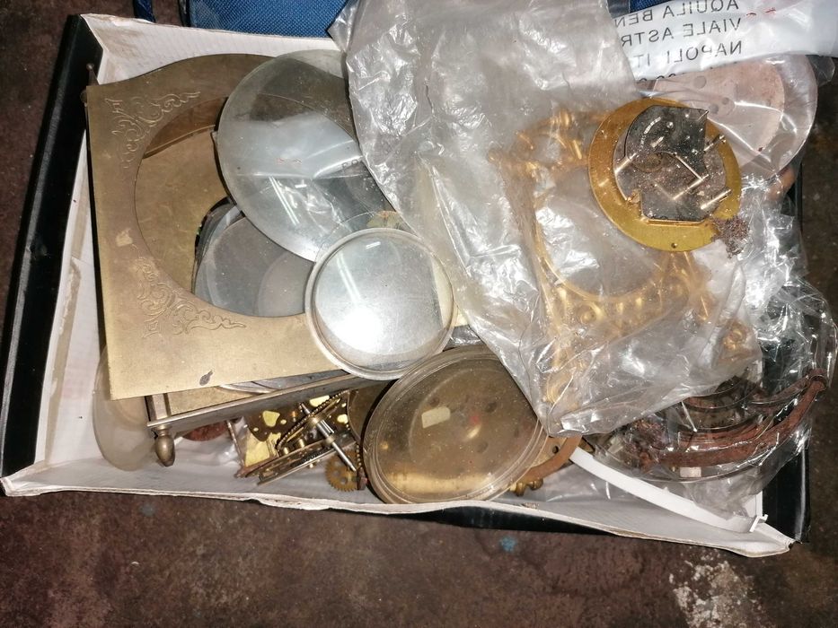 Relogios antigos  despertadores grande lote para peças e restauros