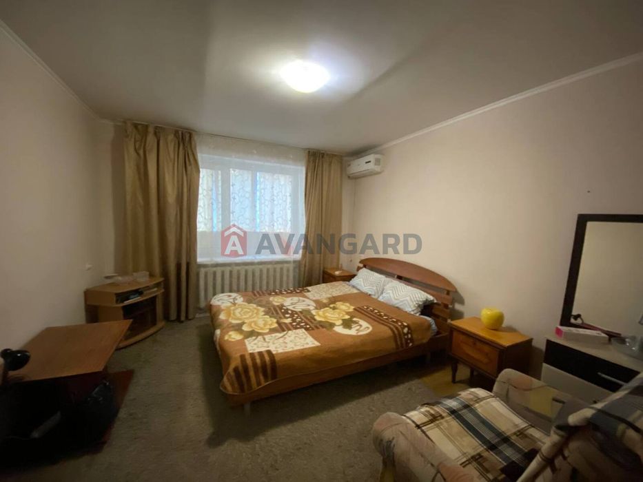 Продам двухкомнатную квартиру Дементьева 2. Фрунзенский. Ломовка.