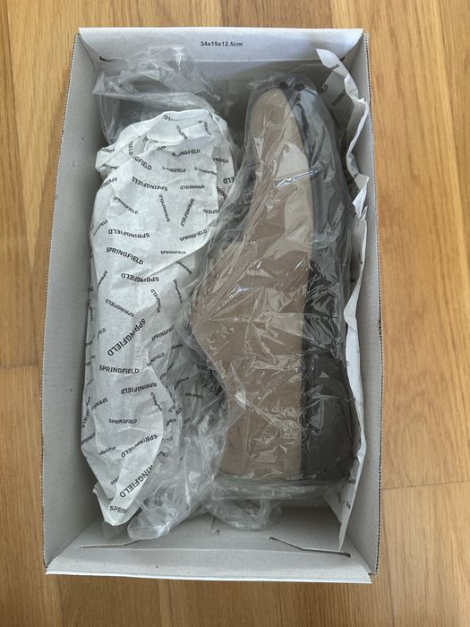 Sapato creme Springfield