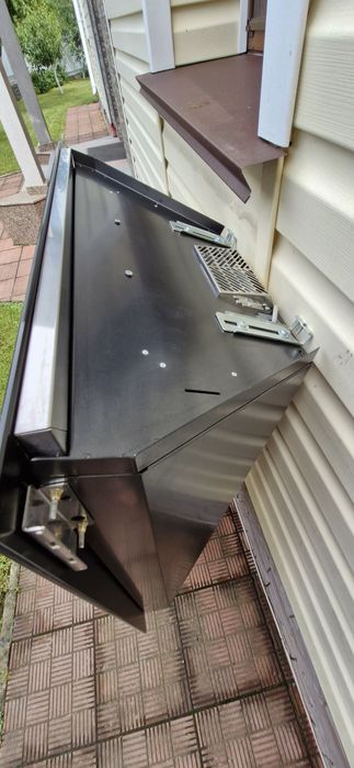 Витяжка Elica наклонна