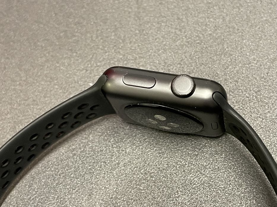 Apple Watch Nike+ Series 3 GPS  42mm (Como novo)