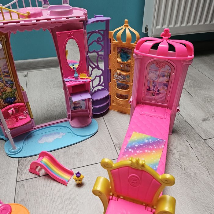Barbie składany zamek plus jednorożec