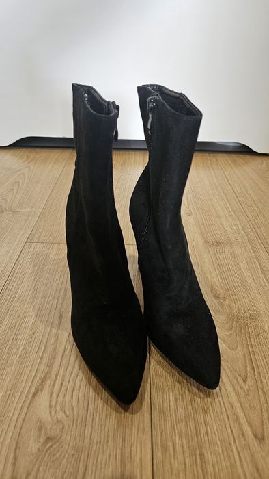 Buty na obsacie kozaki nowe 37