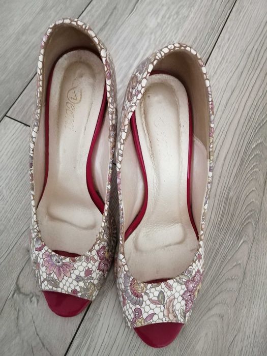 Buty na obcasie, buty na słupku skórzane 39/40