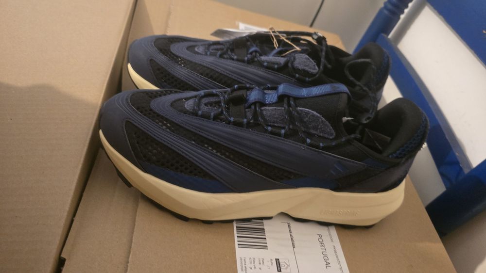 Sapatilhas Adidas lightblaze novas