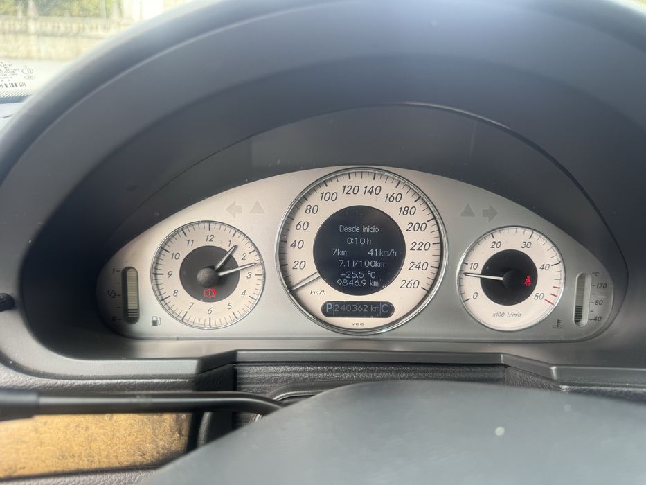 Mercedes E220 cx automatica
