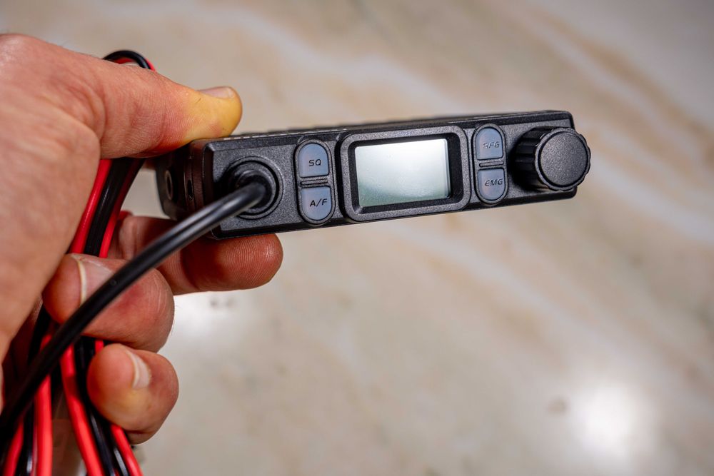 Radio CB de 8W com 40 canais em AM e FM. Novo!