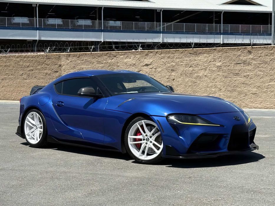 Toyota Supra Premium      2023