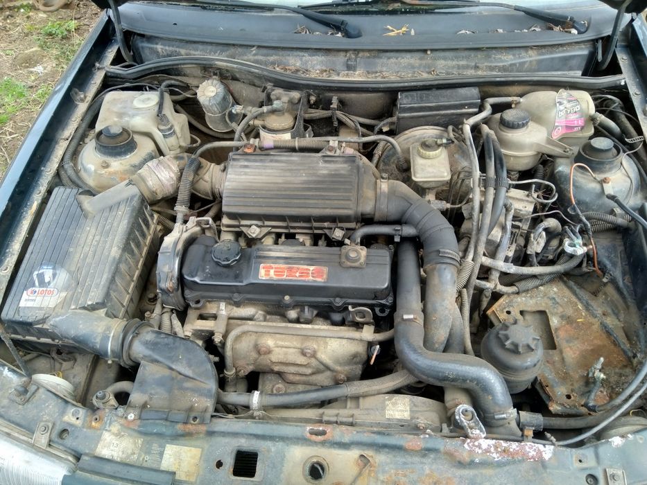 Lampy przednie Opel Astra F