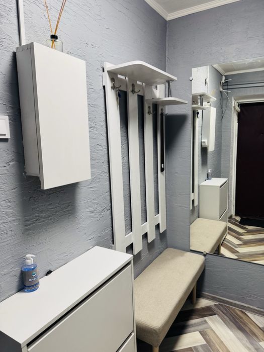 Подобово  3х кімнатна квартира Київ Соломʼянський р-н КАРАВАЄВІ ДАЧІ