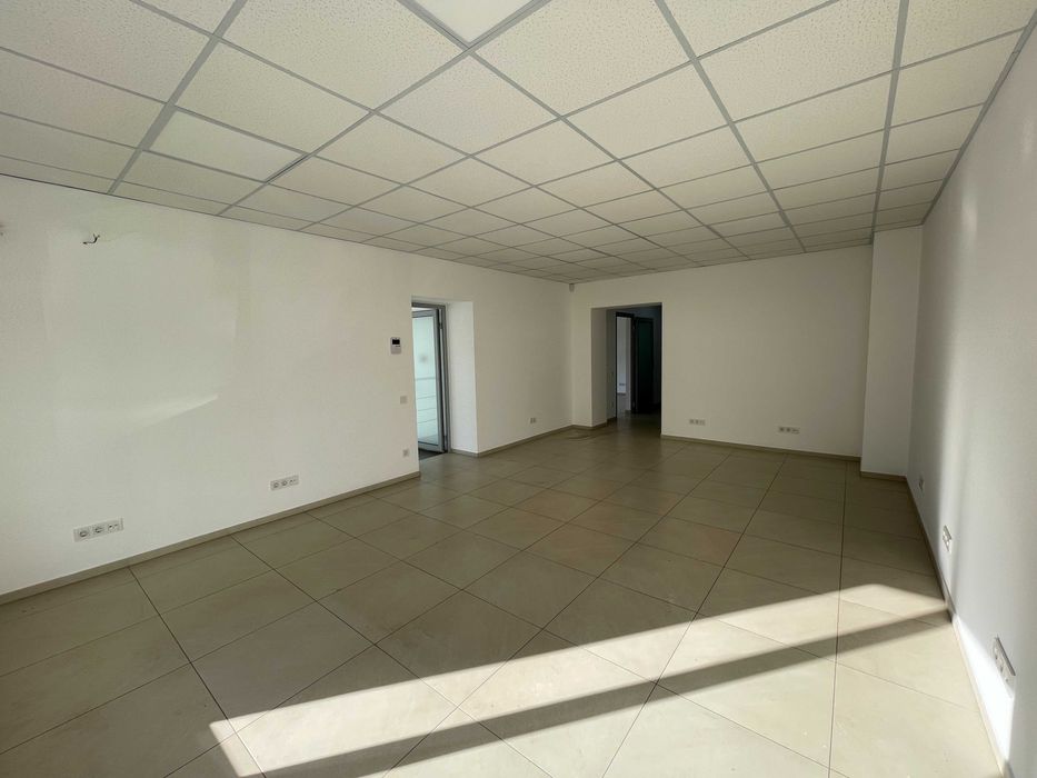 Приміщення під офіс на Митниці