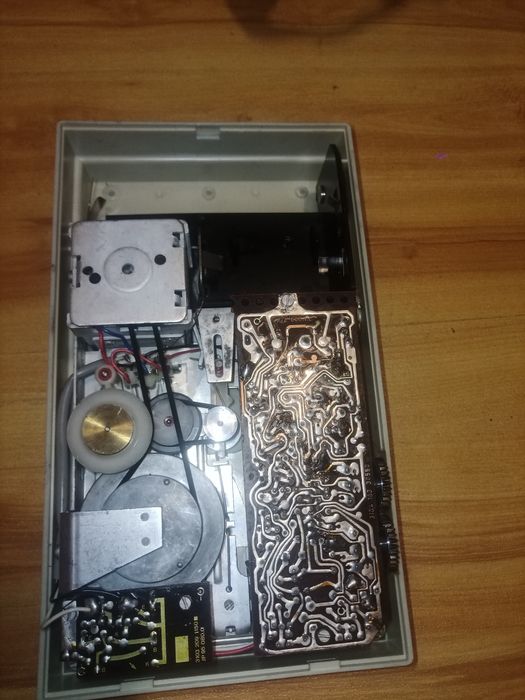 Касетний магнітофон cambridge 9109 аналог Philips EL-3302