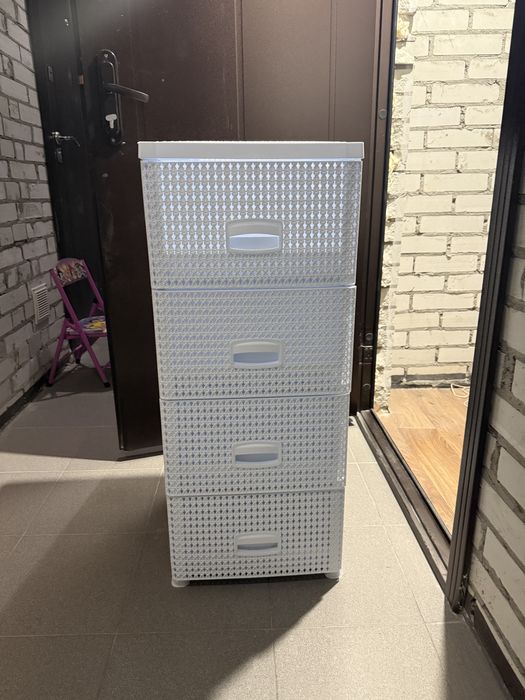 комод пластиковий