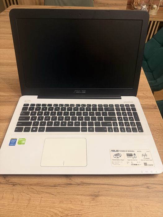 Laptop ASUS A555L i3 4GB RAM 1TB HDD + ładowarka