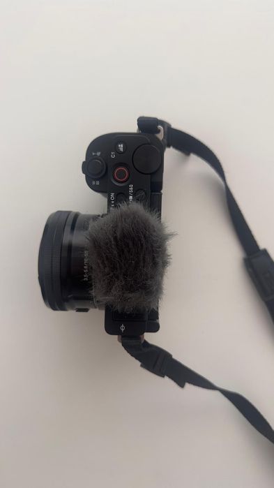 Sony ZV-E10 + Sigma 30mm F1.4 + Extras