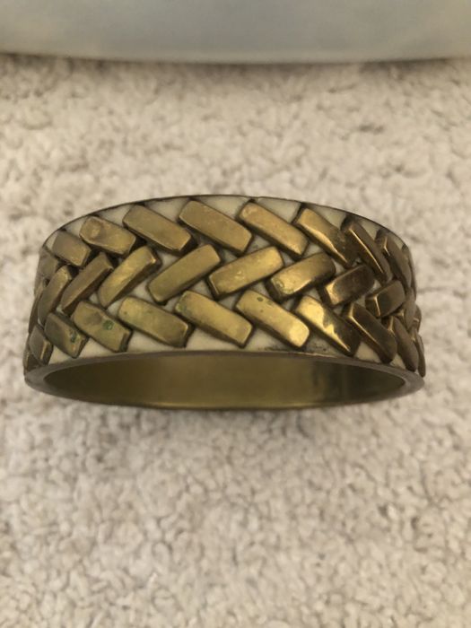 Pulseiras como novas