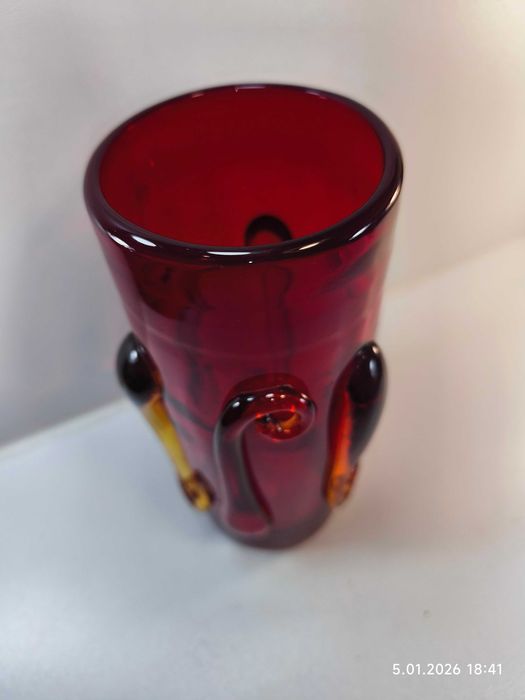 Szklany wazon KIS Krakowski Instytut Szkła J. Słuczan-Orkusz łzy