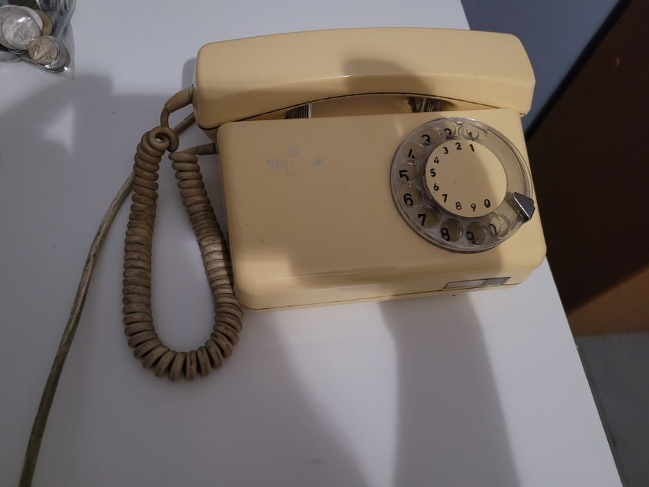 Telefon tarczowy RWT Tulipan PRL retro