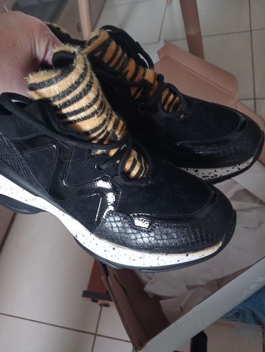 Adidasy damskie rozmiar 38 raz założone polecam