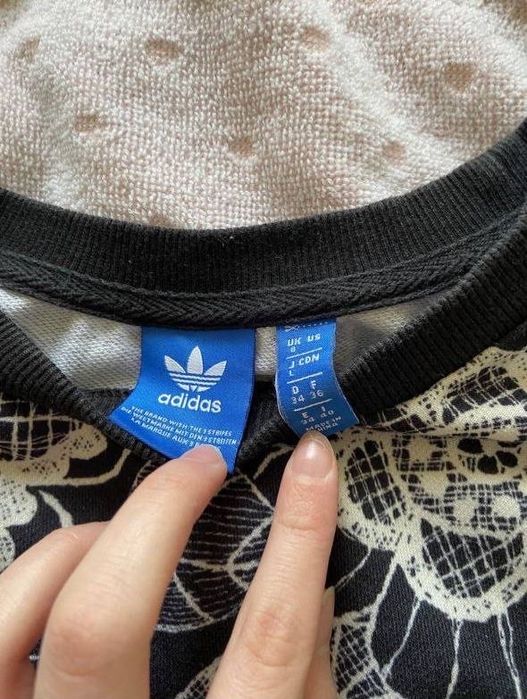 Женская кофта adidas
