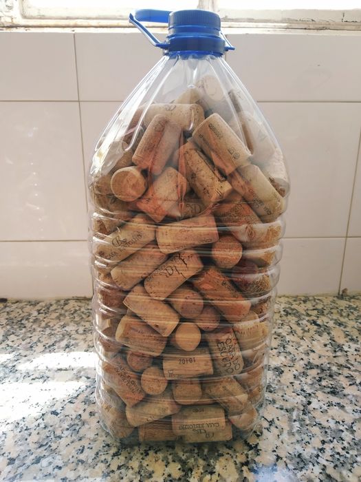 Garrafão com Rolhas de Cortiça