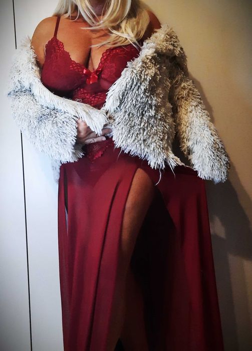 seksowna koszula nocna czerwona burgund długa plus stringi