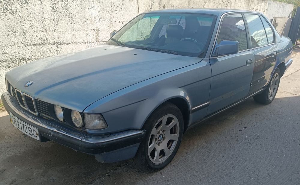 Продам бмв е32 і е34