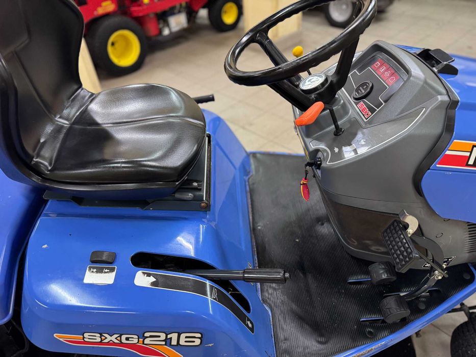 Traktorek Kosiarka ISEKI SXG 216 H SILNIK 2 CYL. 16KM DIESEL Z KOSZ