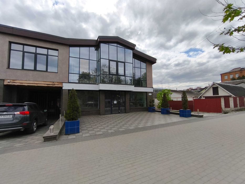 Продаж комерційне приміщення, окрема будівля, Центр, вул.Староміська