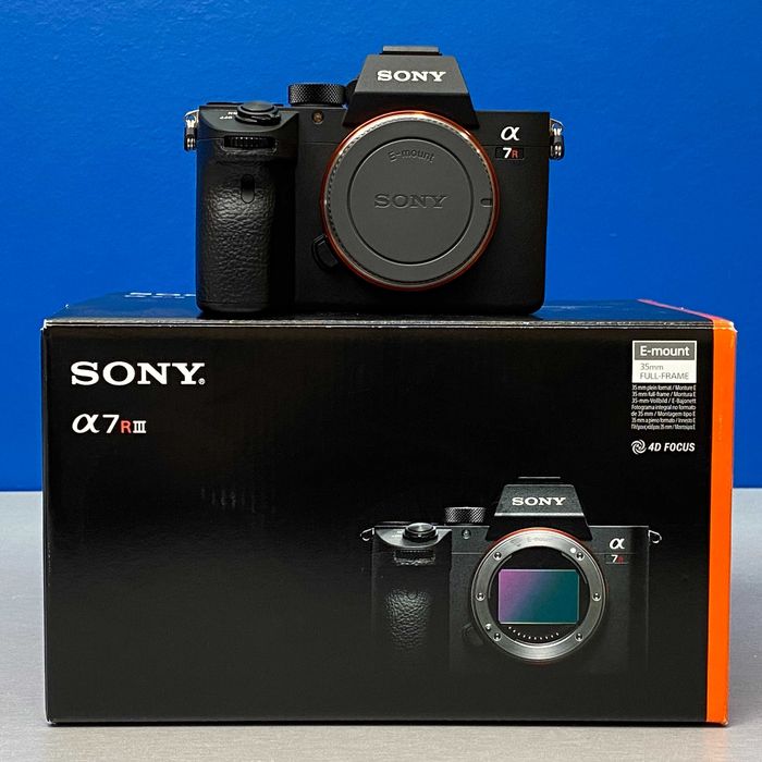 Sony Alpha A7R IIIA (Corpo) - 42.4MP