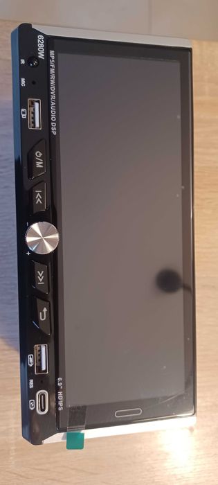 Odtwarzacz samochodowy stereo 6,9 cala 1 Din
