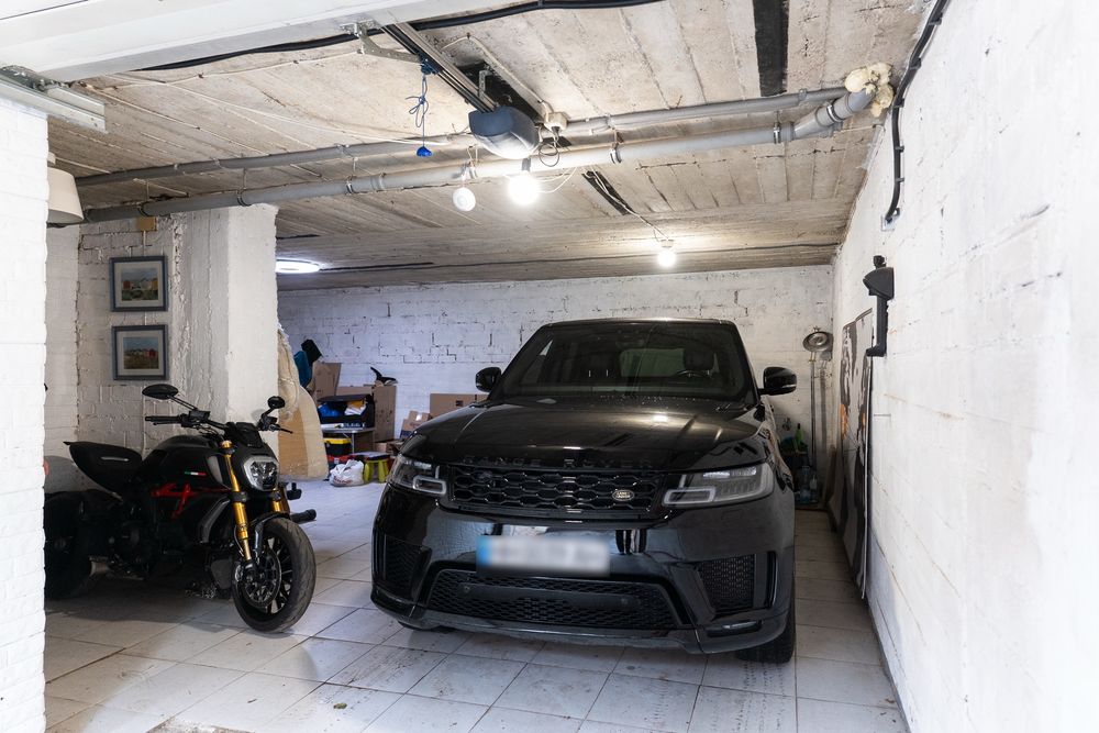 Кирпичный, капитальный дом 240 м² c подвалом, р-н 10 ст.Б Фонтана