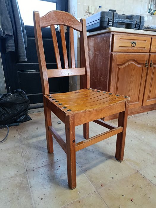 Conjunto mesa com 6 cadeiras