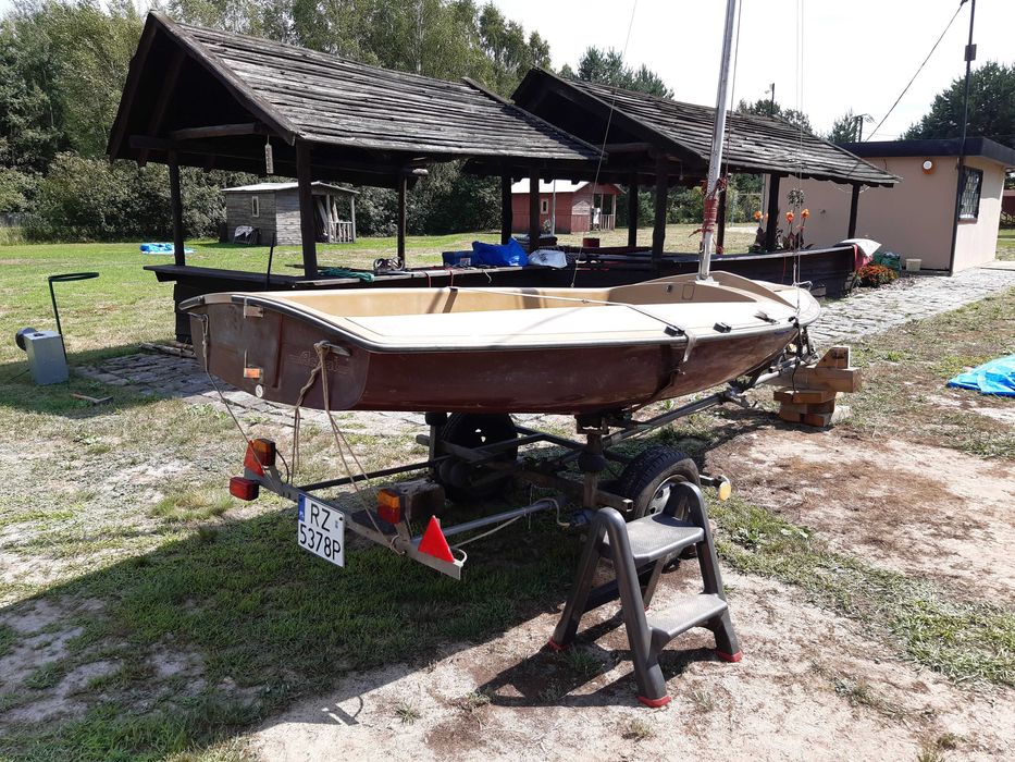 żaglówka Achat 420