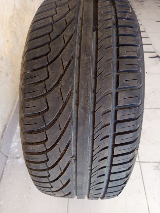 Jantes Momo 5x120 com pneus 245/45/r17