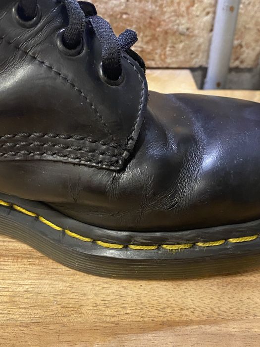 Glany Dr. Martens