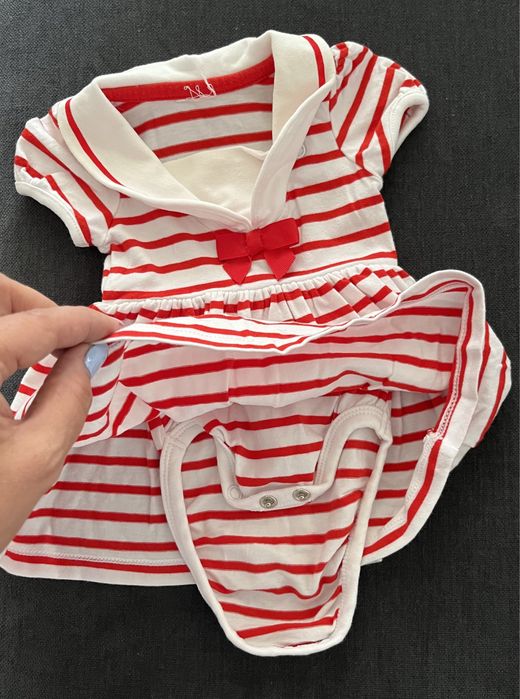 2 vestidos bebé menina