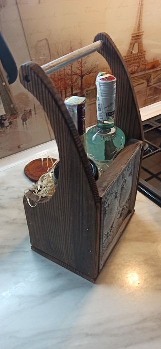 Деревянный декоративный ящик для вина