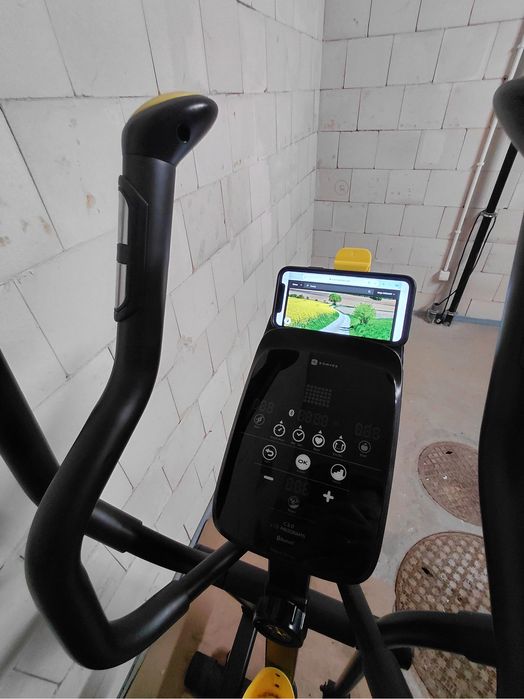 Orbitrek Domyos 520