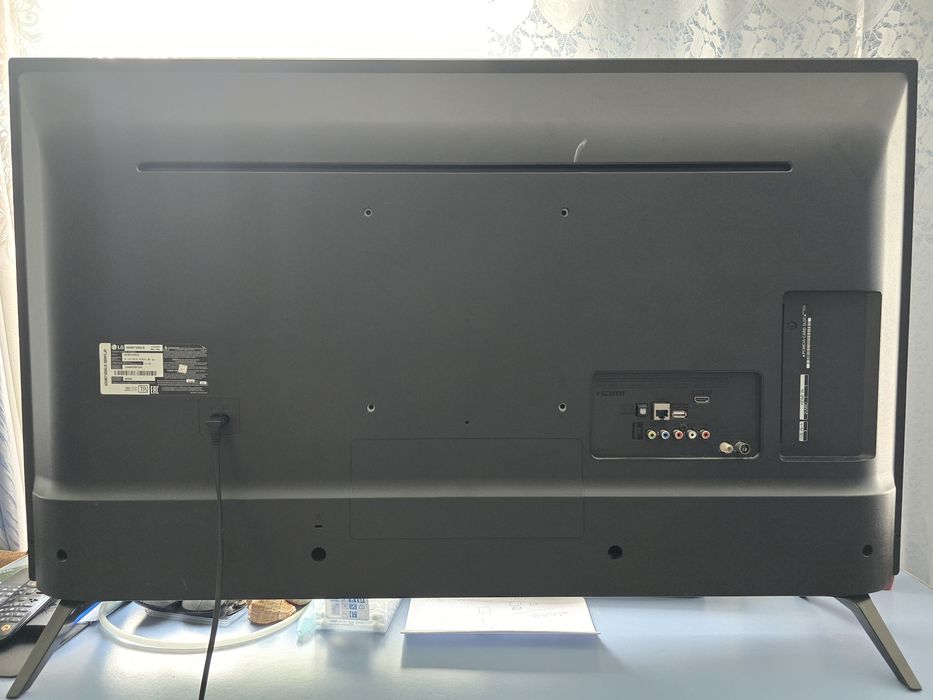 Телевізор LG 43', LG смарт-тв, LG smart-tv