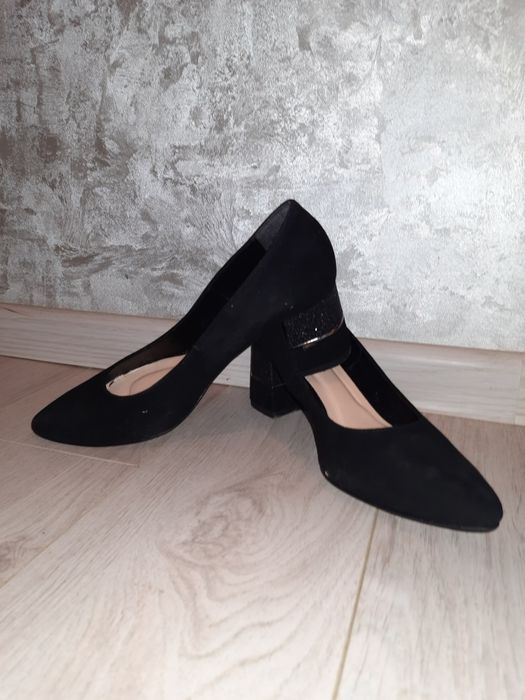 Туфлі 37-38р. в замші