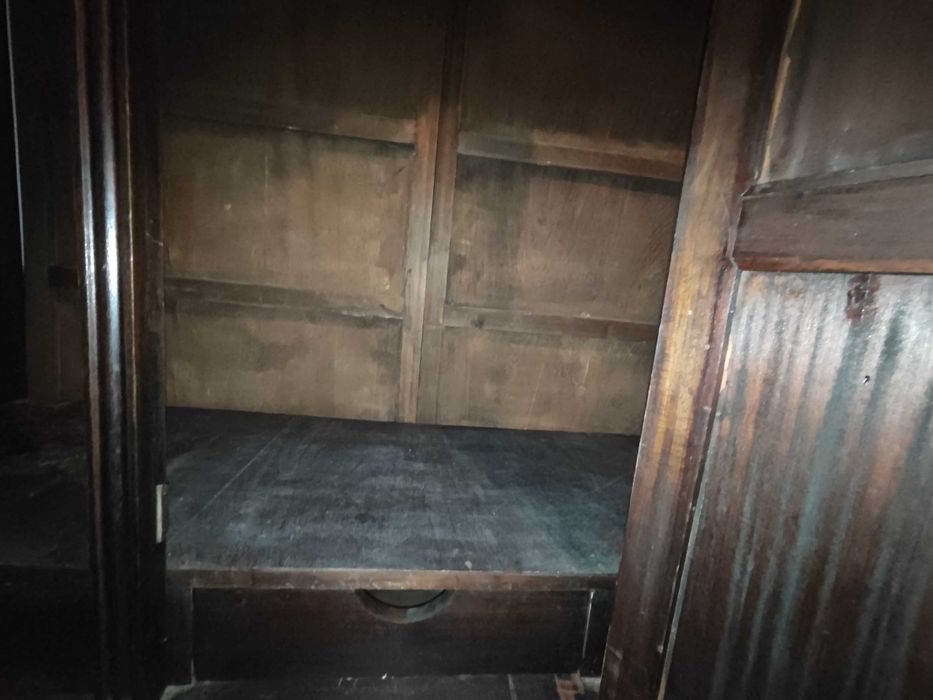 Armário usado antigo