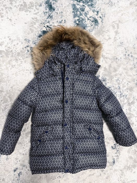 Дитяча зимова куртка пальто Fendi  116