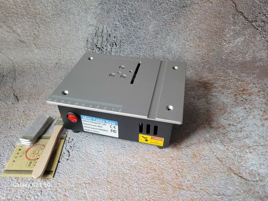 Многофункциональная мини-пила для столярных работ по дереву