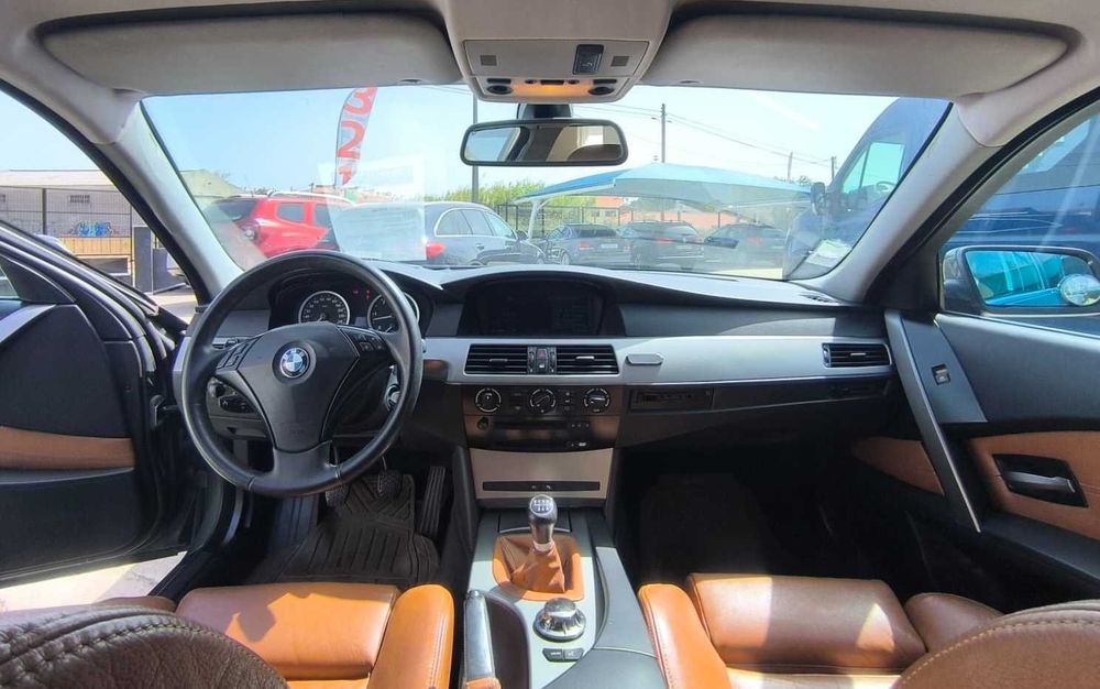 BMW 525D Touring 2005 GPS Pele