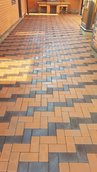 Укладка тротуарной и гранитной плитки - Будівельні послуги Одеса на Olx