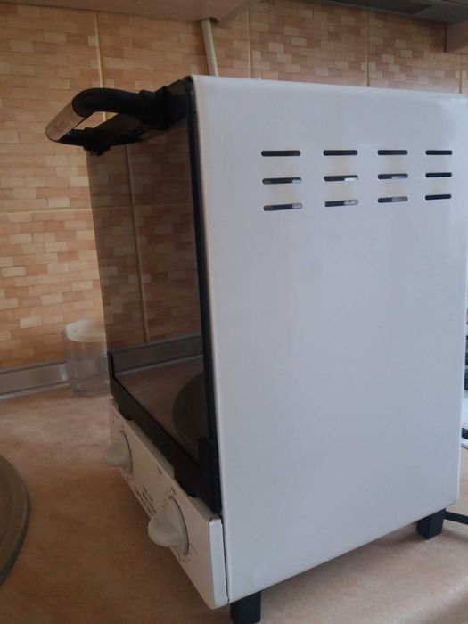 Продам стерілізатор сухожарова шафа.